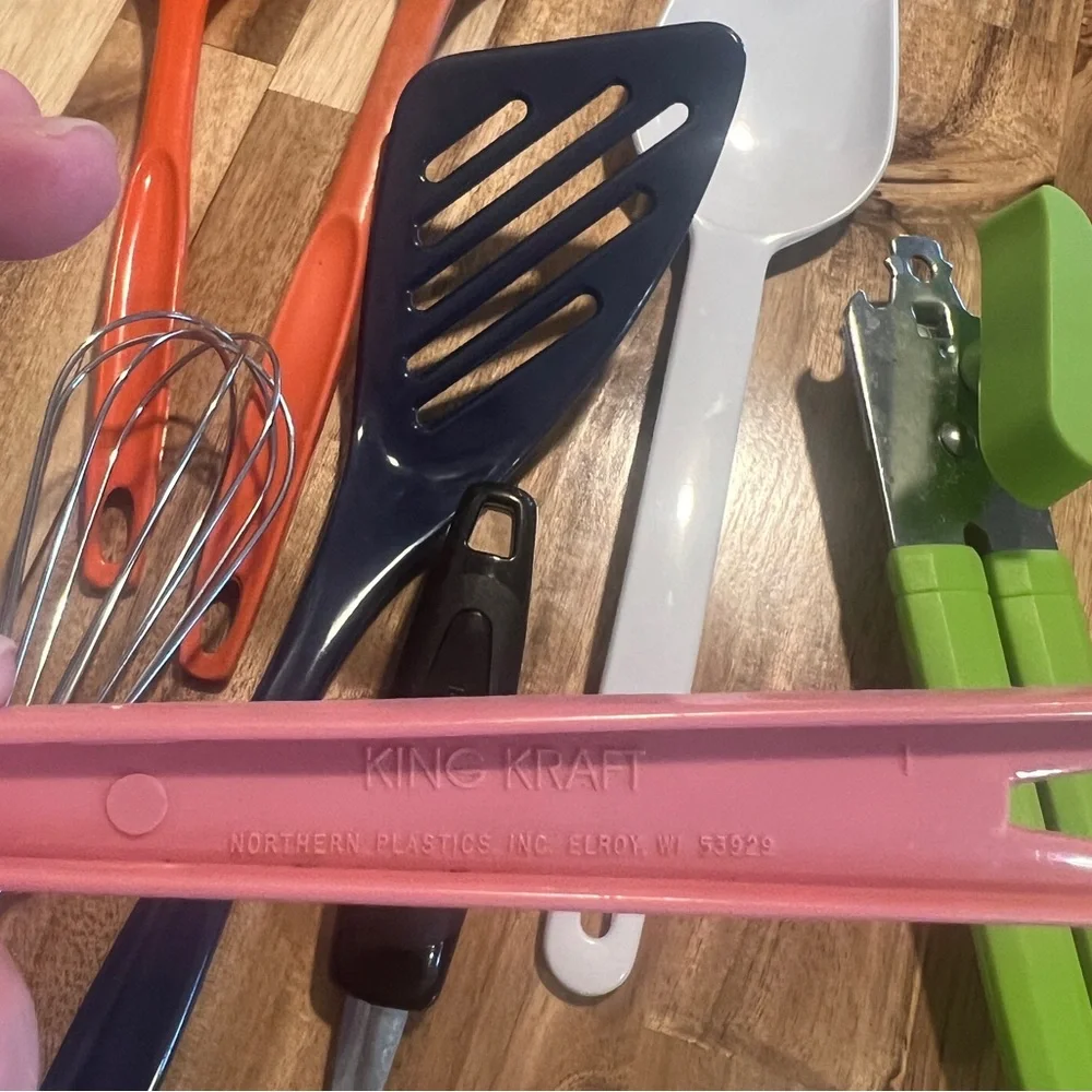 Vintage Melamine Kitchen Serving Utensils plus